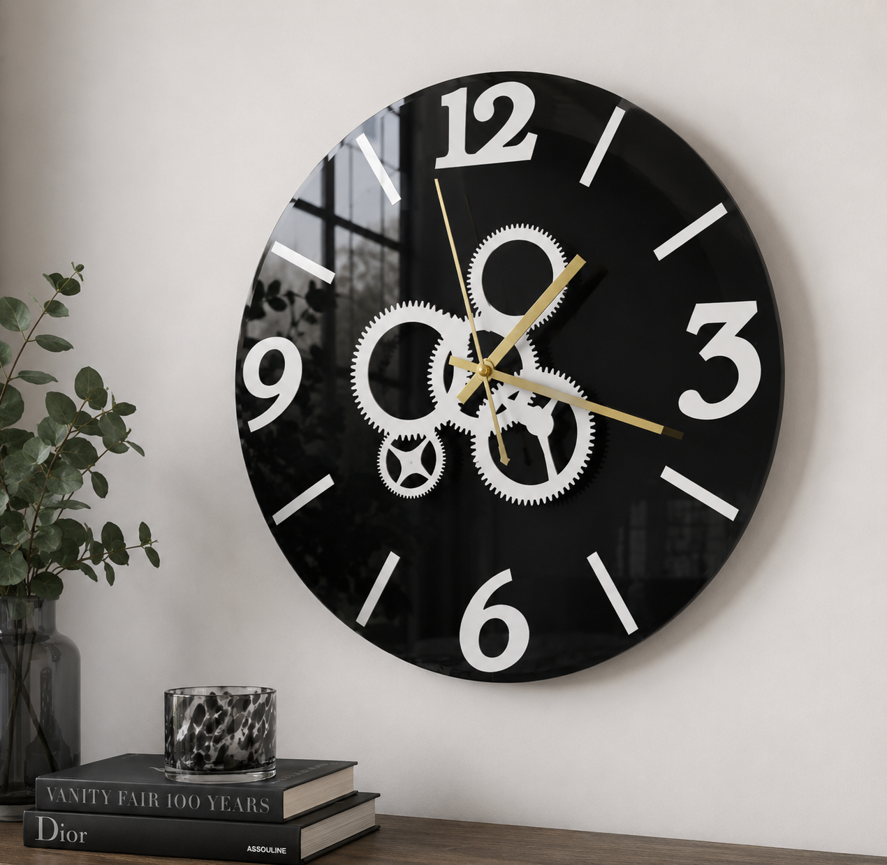 Steampunk Wanduhr mit weißen Zahnrädern