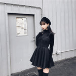 Schwarzes Goth Kleid mit Korsett