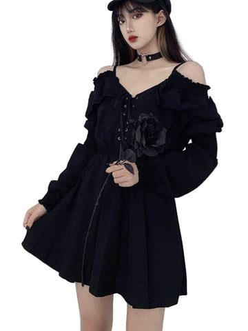 Schulterfreies Goth Kleid mit Rüschen